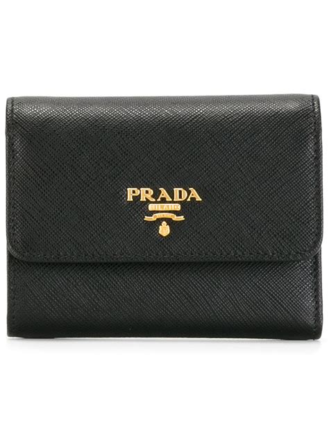 prada women's wallets